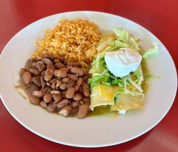 Pete 'n Peters Sports & Spirits, Two Enchilada Combo